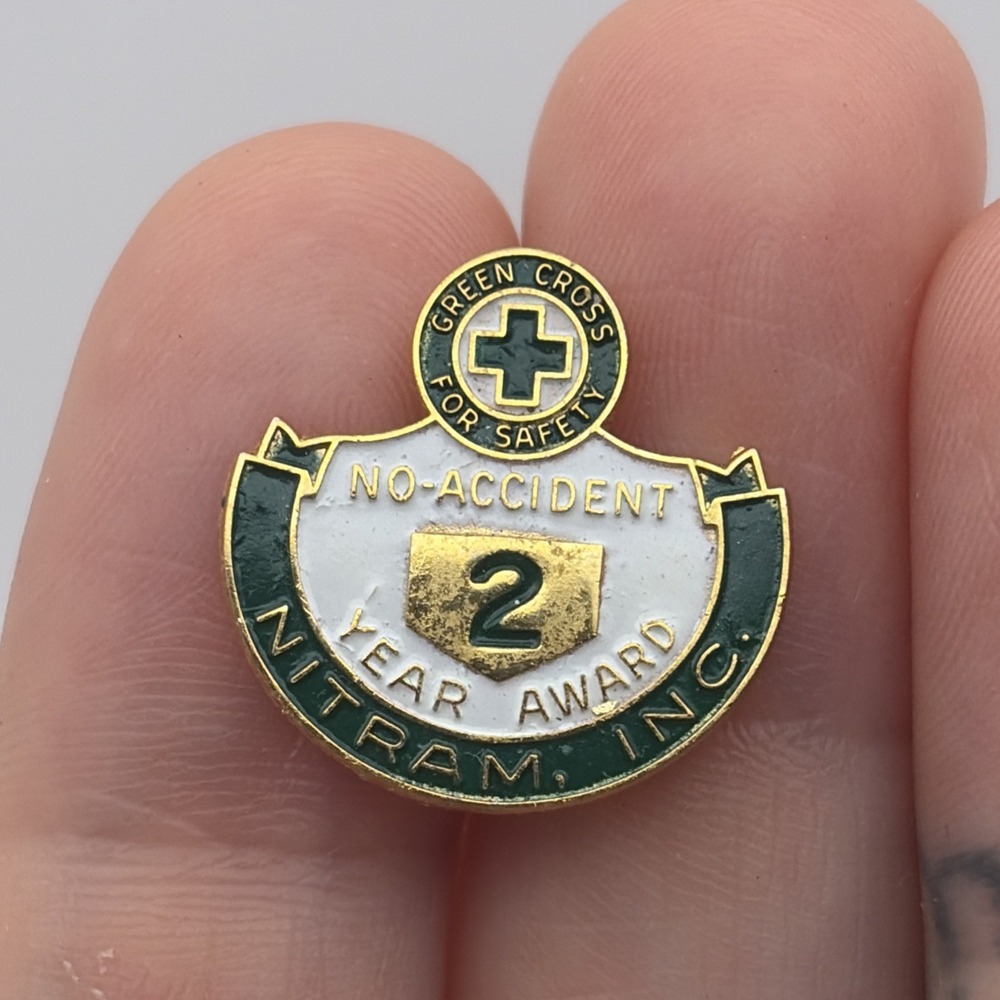 Nitram Inc No Accident 2 Year Award Green‎ Cross For Safety Lapel Hat Pin